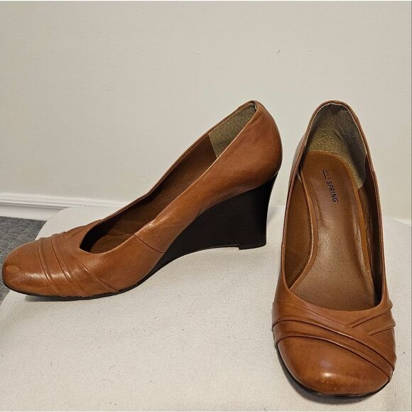 spring Shoes - Rounded brown wedge heels 10 comfy office wear